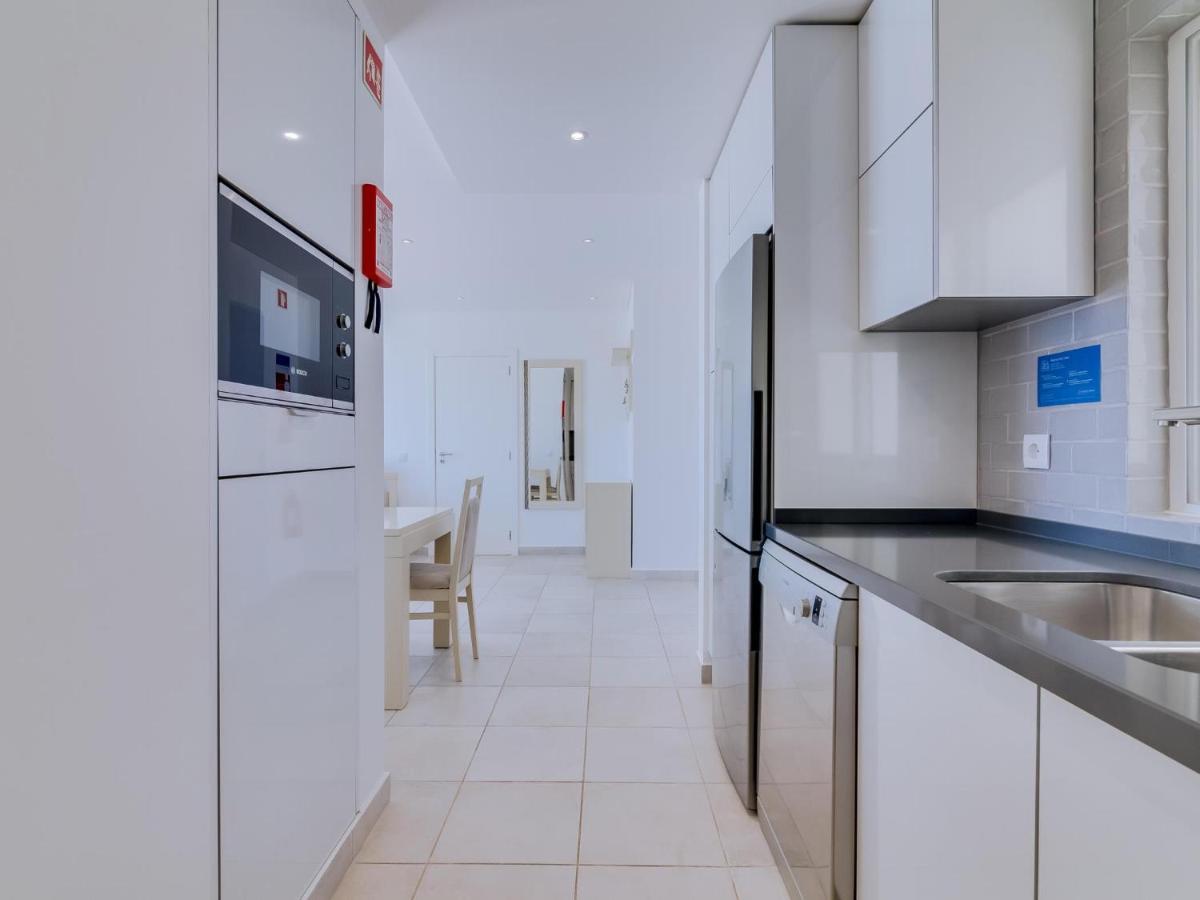 Al - Atlantida Penthouse Apartment Quarteira Luaran gambar